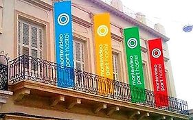 Montevideo Port Hostel